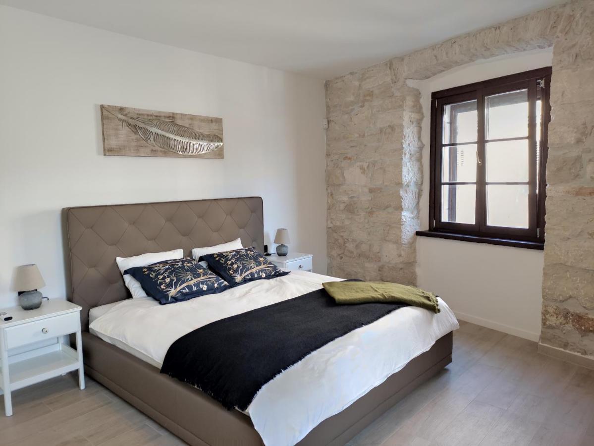 ApartVilla Castropola Bagian luar foto