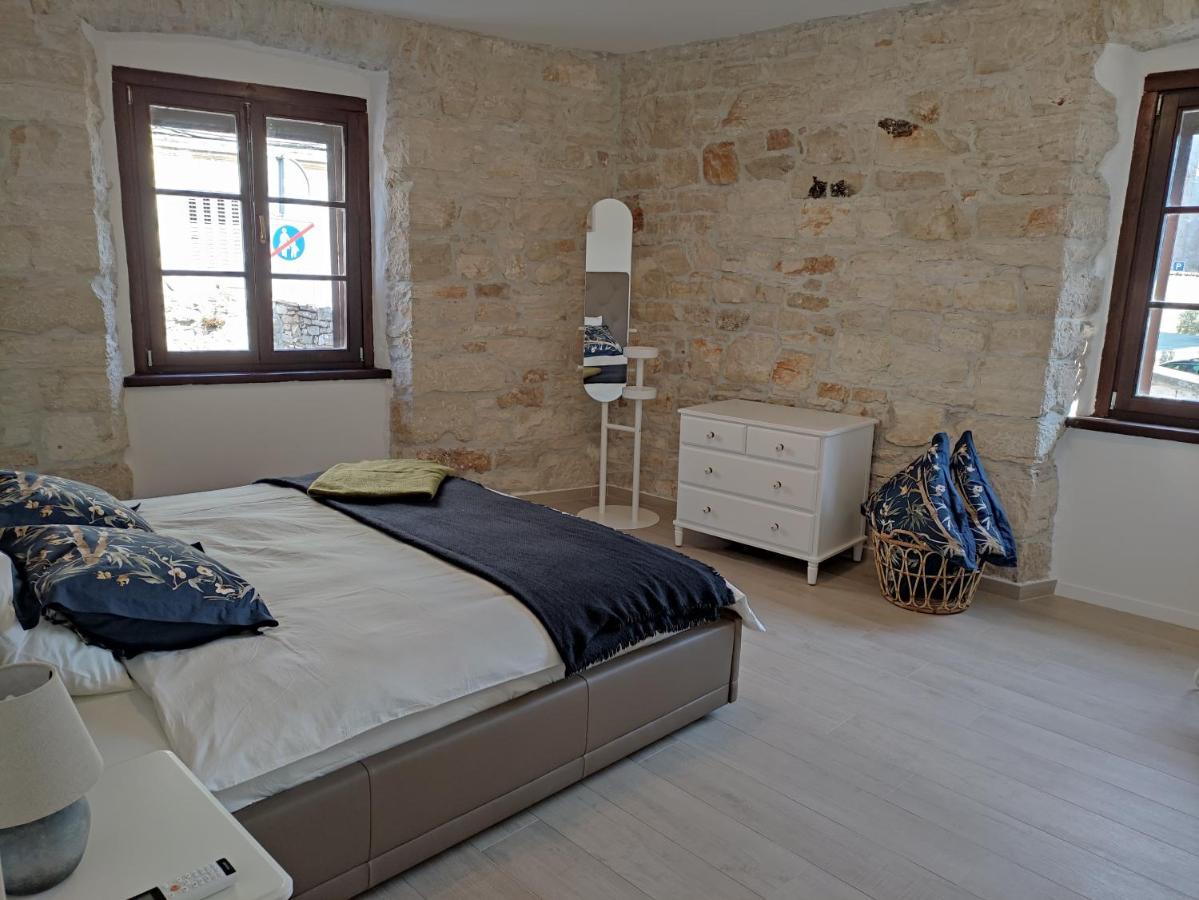 ApartVilla Castropola Bagian luar foto