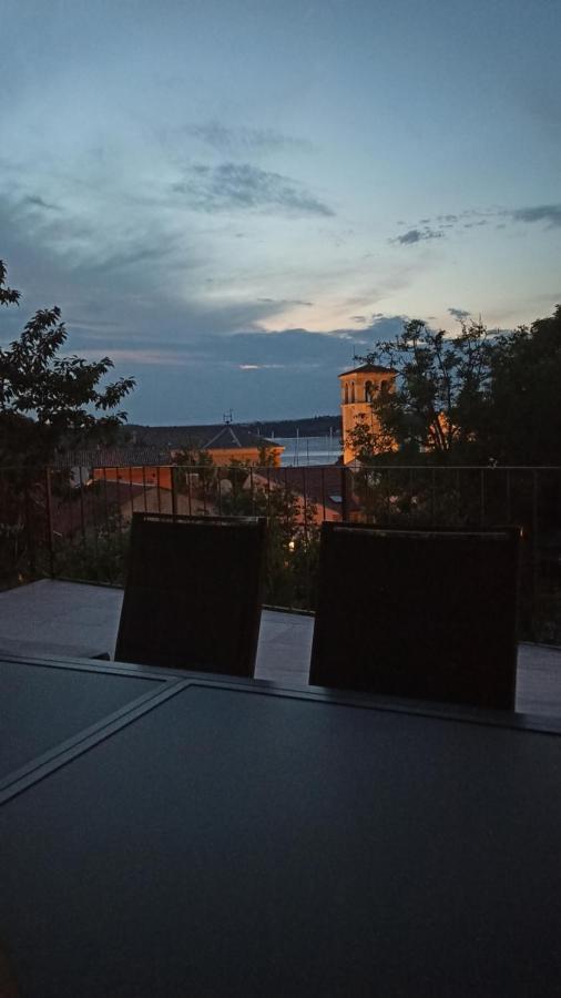 ApartVilla Castropola Bagian luar foto