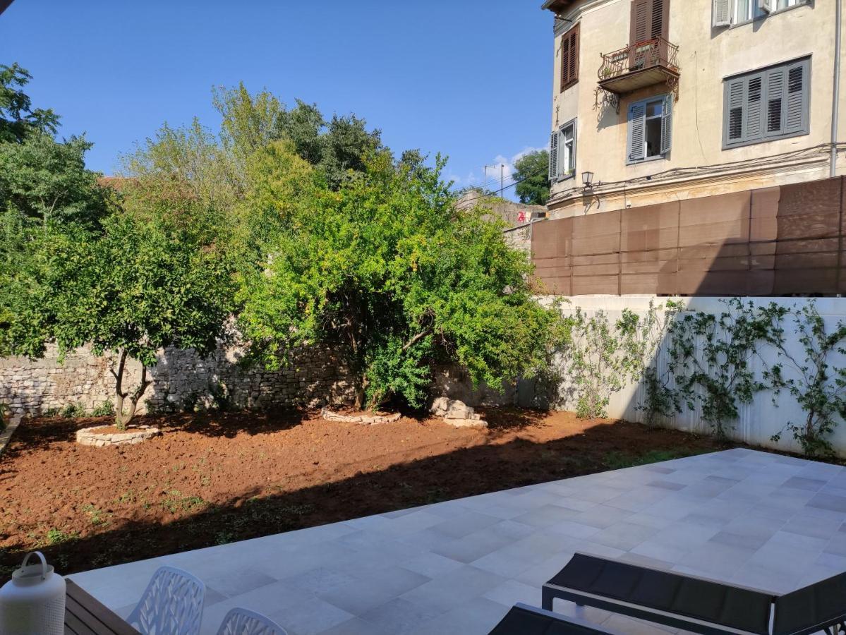 ApartVilla Castropola Bagian luar foto